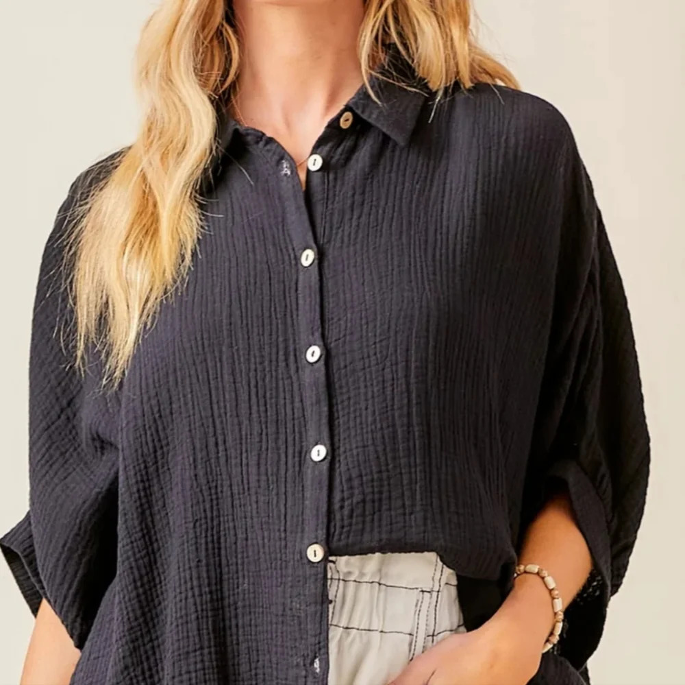 Vintage Joanna Black Flowy Gauze Oversized Button Down 100% cotton Shirt size M